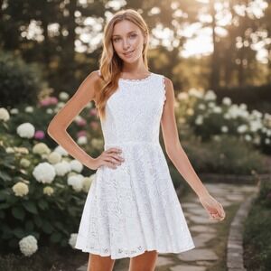 City Studio White Lace Fit Flare Dress Sleeveless Scalloped‎ Neckline Size 11